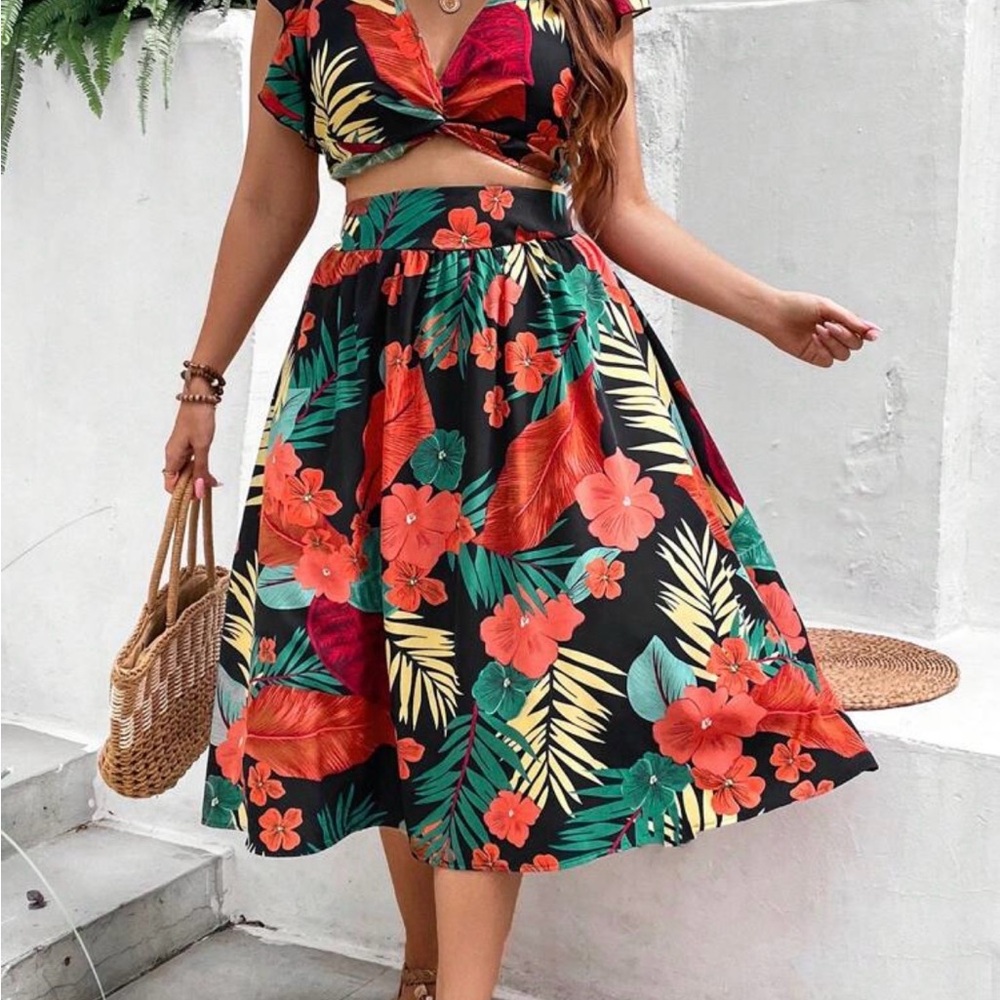SHEIN Black Floral Midi Dress